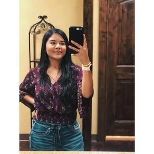 Meet your Posher, Alondra